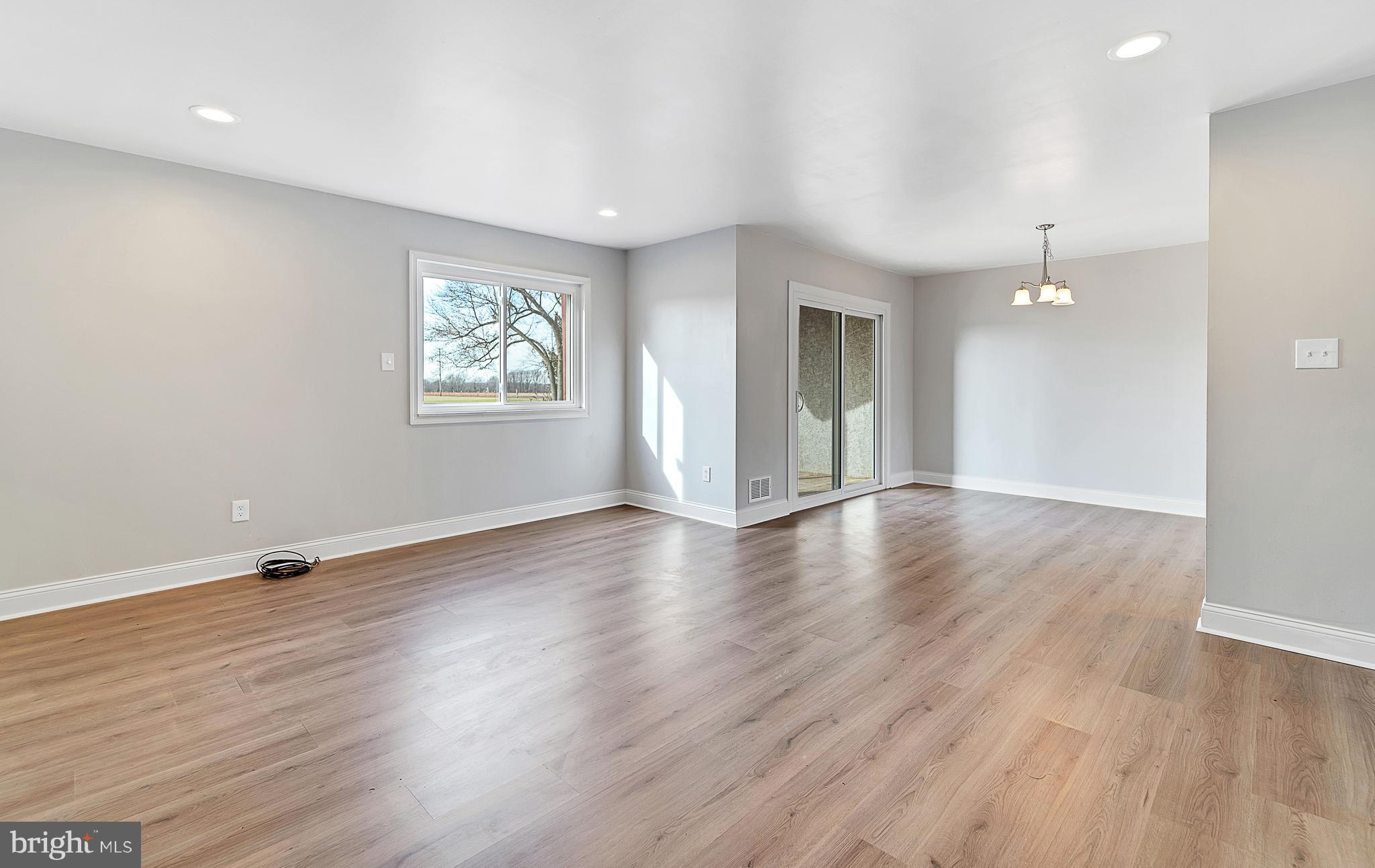 162 Marlyn Lane Dublin, PA 18917 - Photo 11 of 25