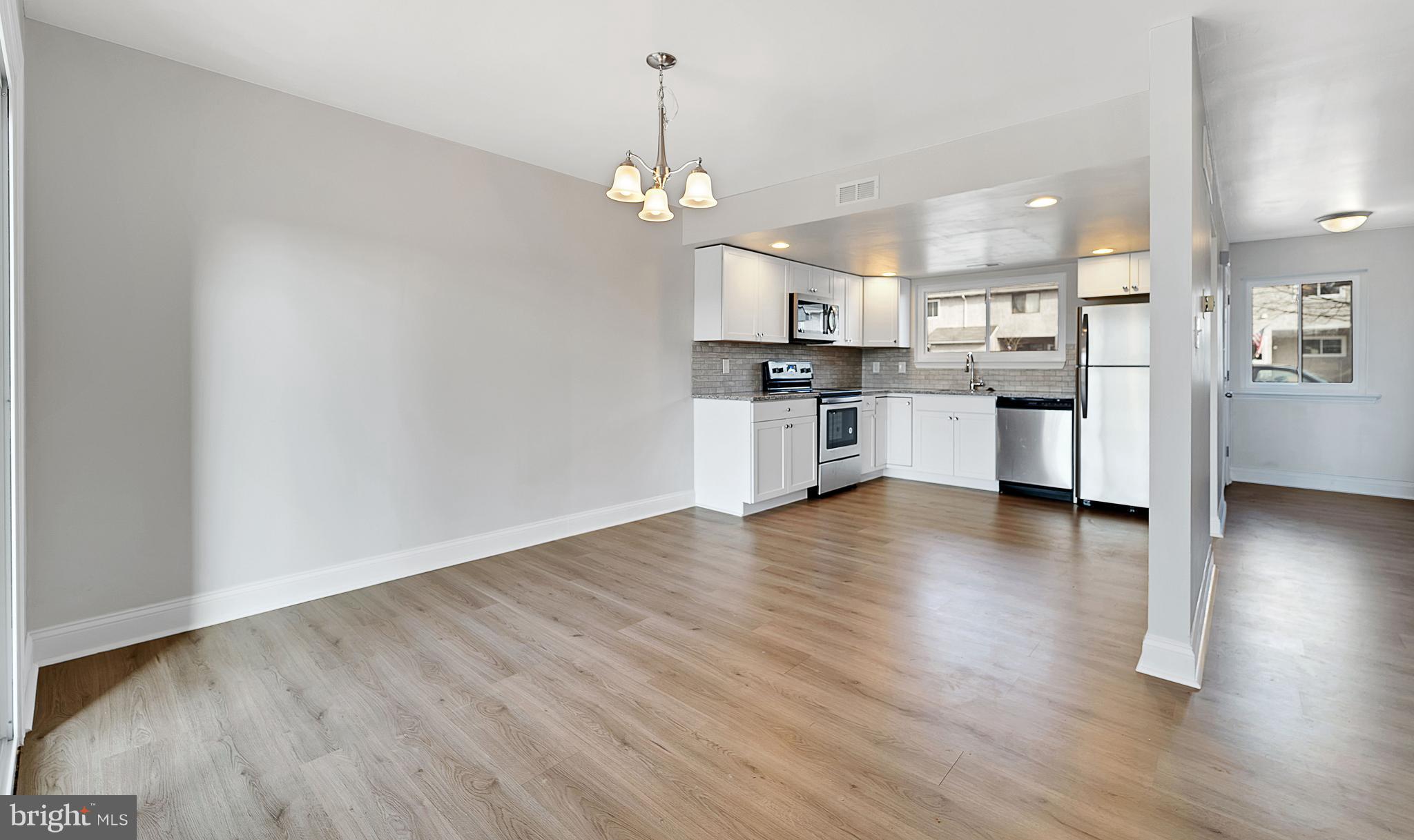 162 Marlyn Lane Dublin, PA 18917 - Photo 8 of 25