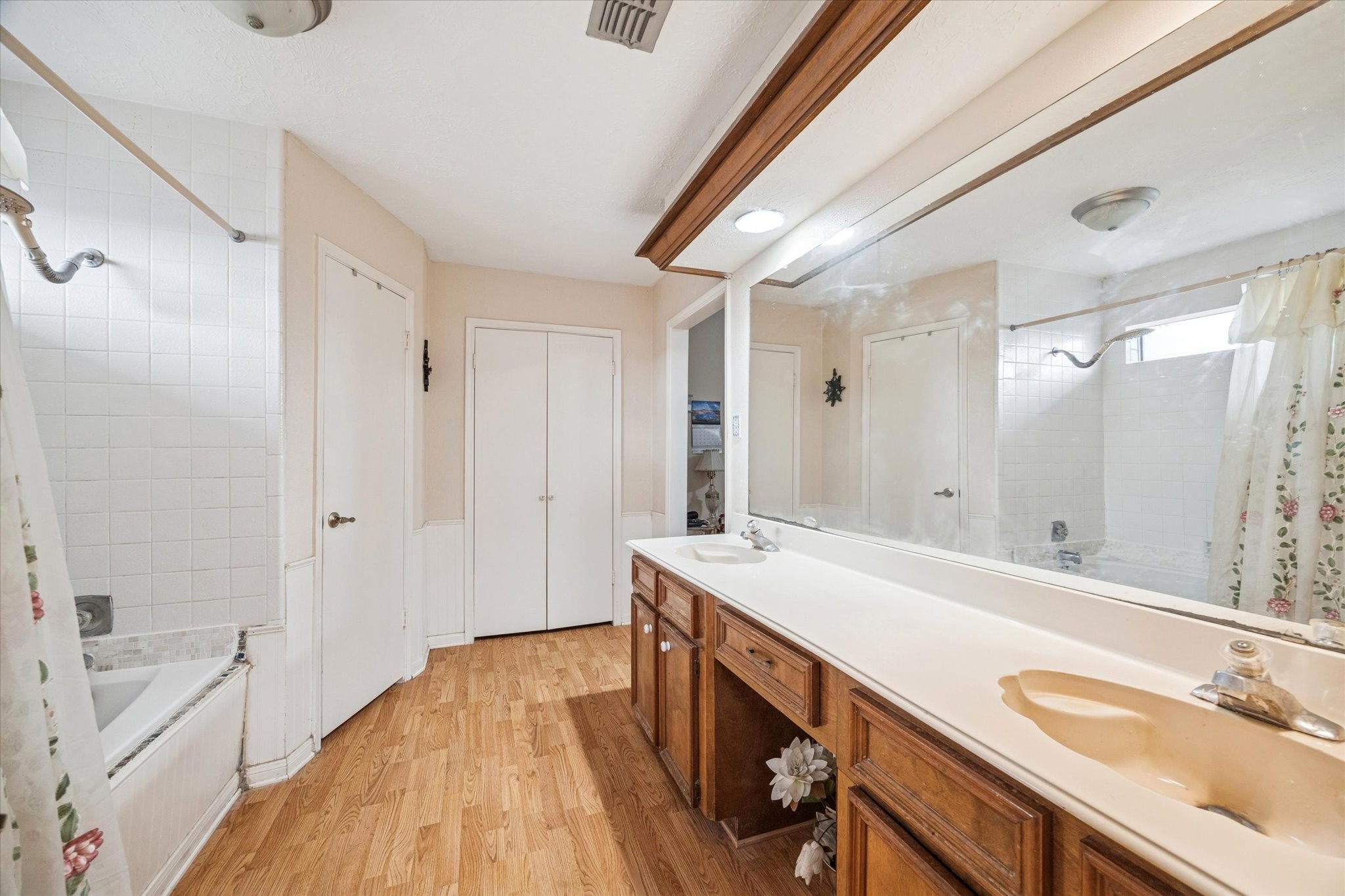 15427 Rio Plaza Drive Houston, TX 77083 - Photo 11 of 16