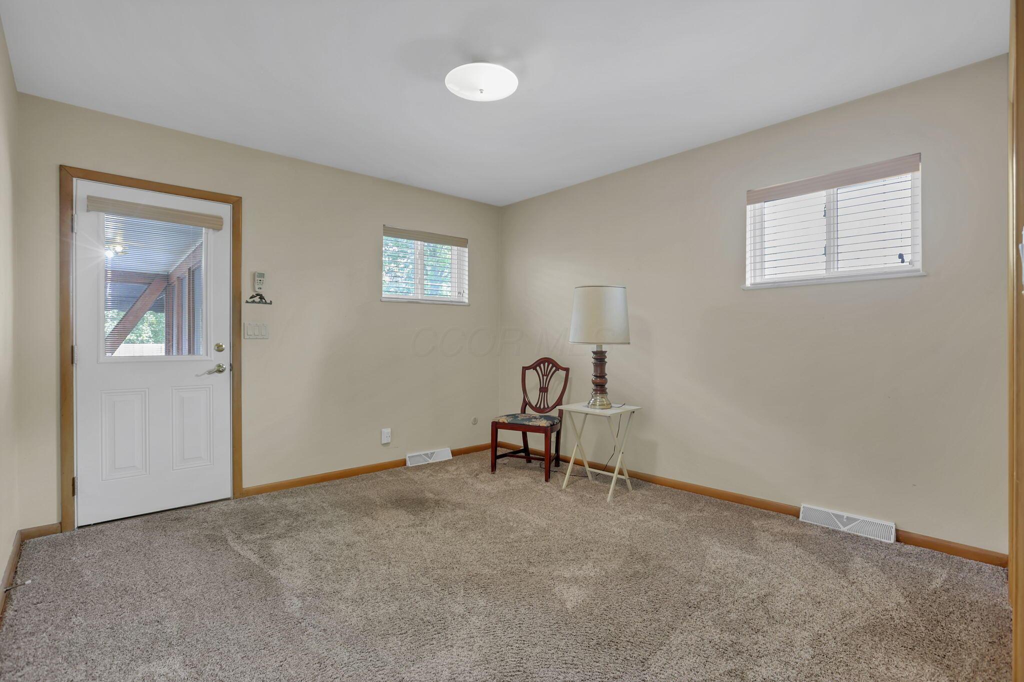 1830 Ardleigh Road Columbus, OH 43221 - Photo 27 of 68 27-web-or-mls-SMEP3476