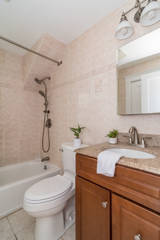 1090 Greendale Avenue Needham, MA 02492 - Photo 17 of 23