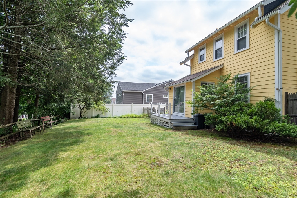 1090 Greendale Avenue Needham, MA 02492 - Photo 22 of 23