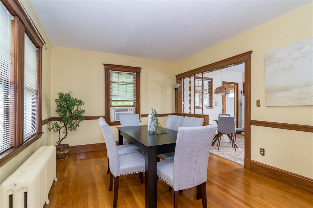 1090 Greendale Avenue Needham, MA 02492 - Photo 6 of 23