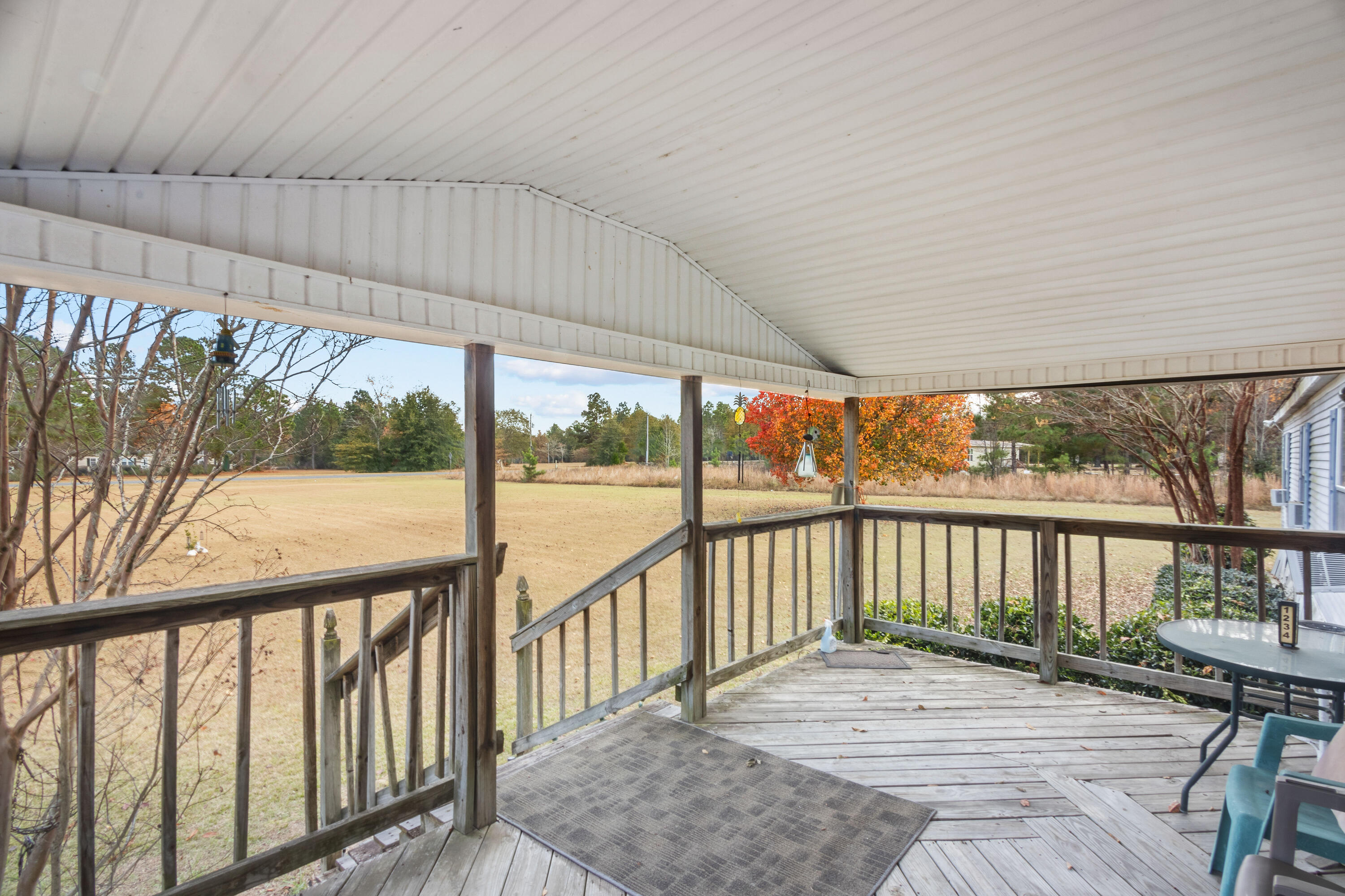 1234 Weeks Road Williston, SC 29853 - Photo 4 of 32