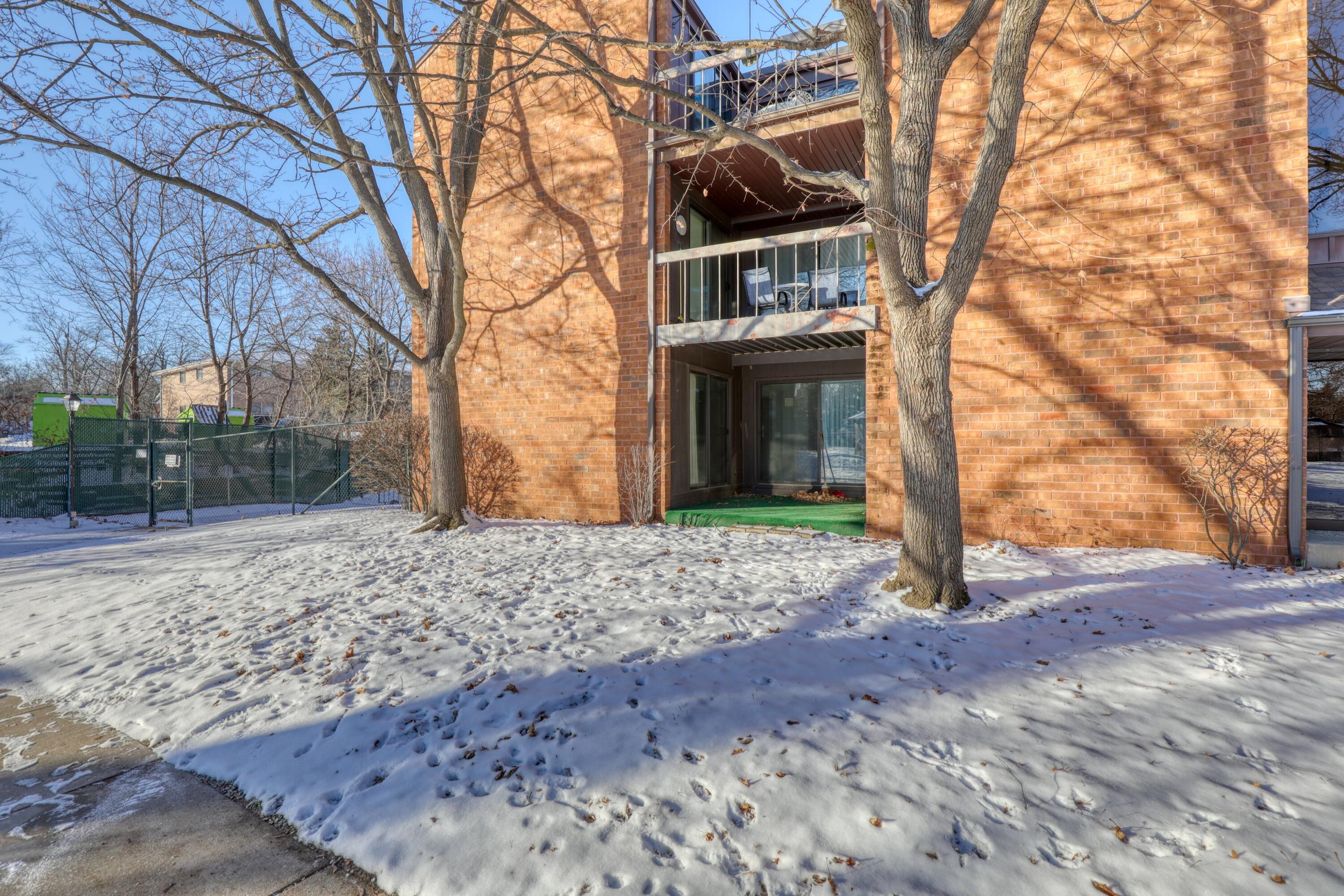 4215 North 100th Street, Unit 151C Milwaukee, WI 53222 - Photo 23 of 39 Unit