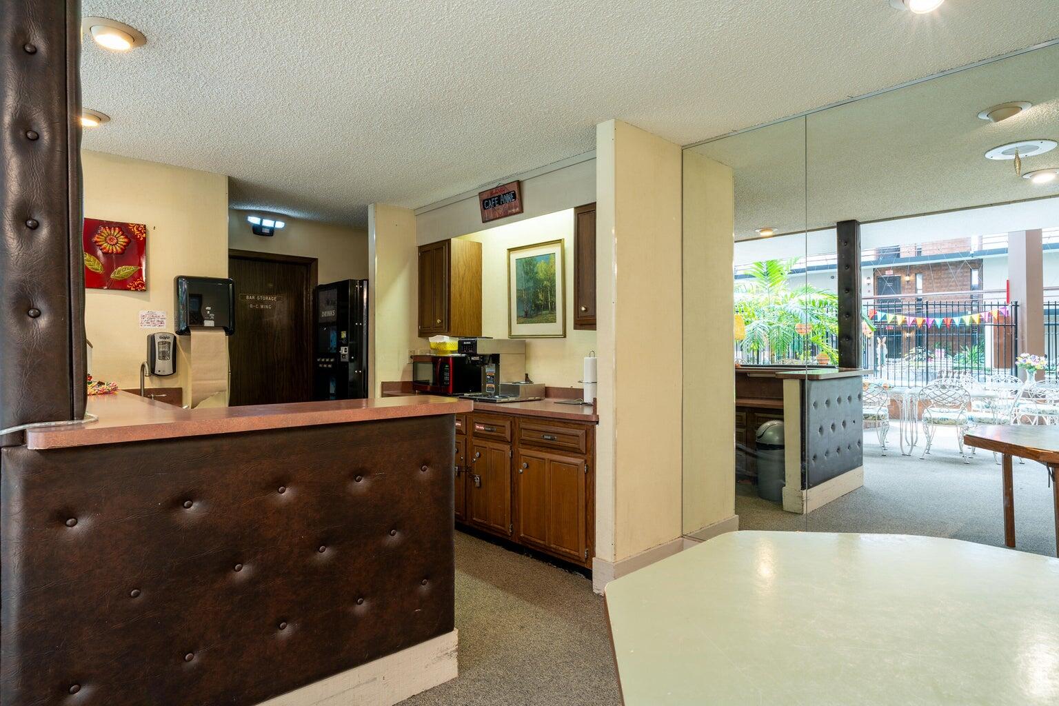 4215 North 100th Street, Unit 151C Milwaukee, WI 53222 - Photo 37 of 39 pool house