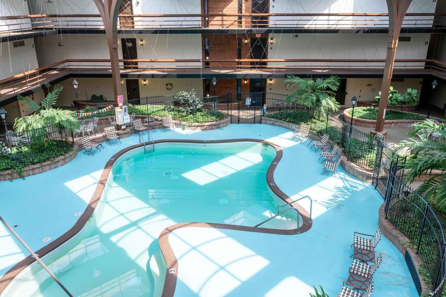 4215 North 100th Street, Unit 151C Milwaukee, WI 53222 - Photo 39 of 39 pool cloisters