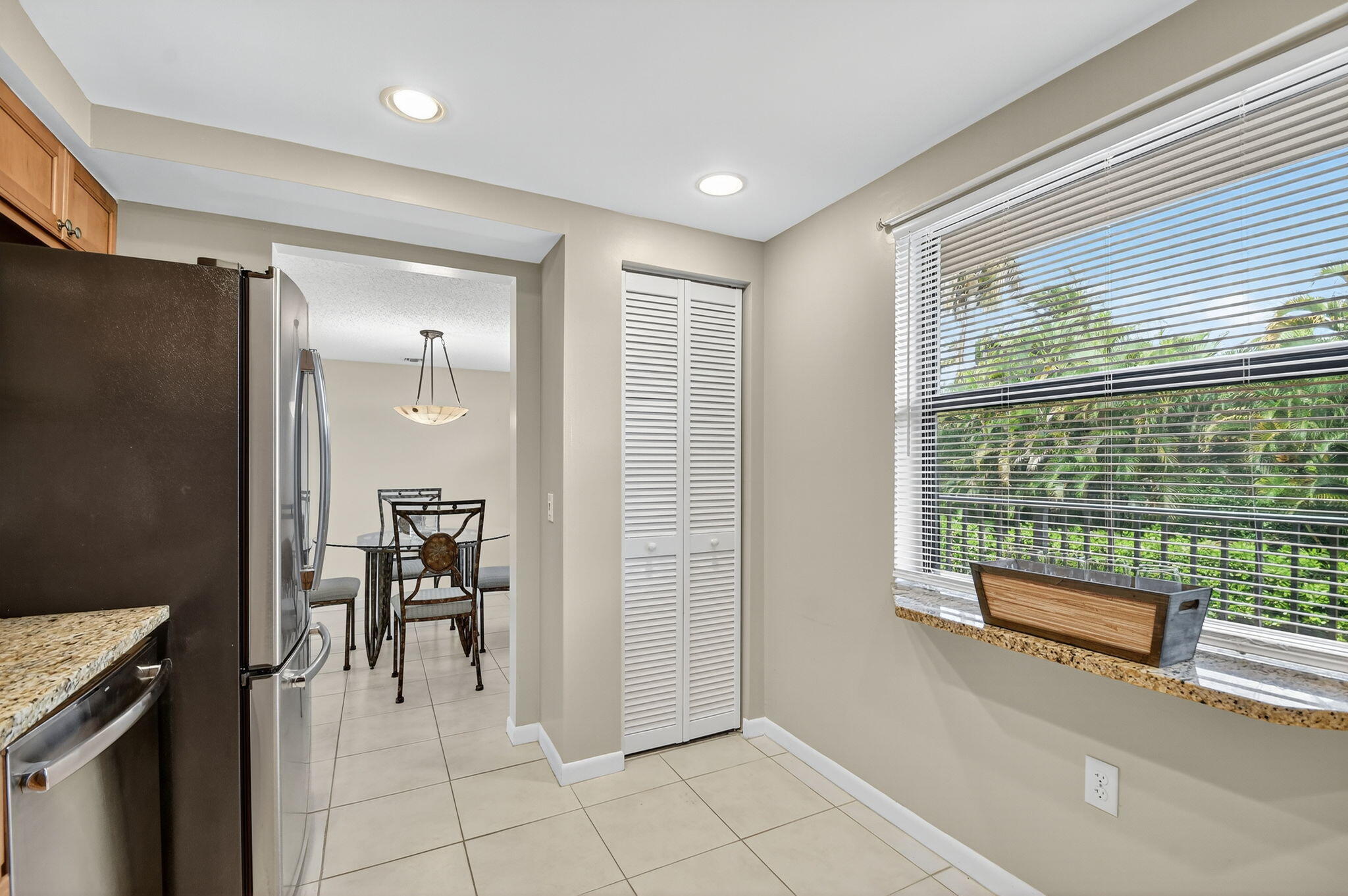 2424 North Federal Highway, Unit 207 Boynton Beach, FL 33435 - Photo 14 of 49 24-web-or-mls-044_DSC_8130