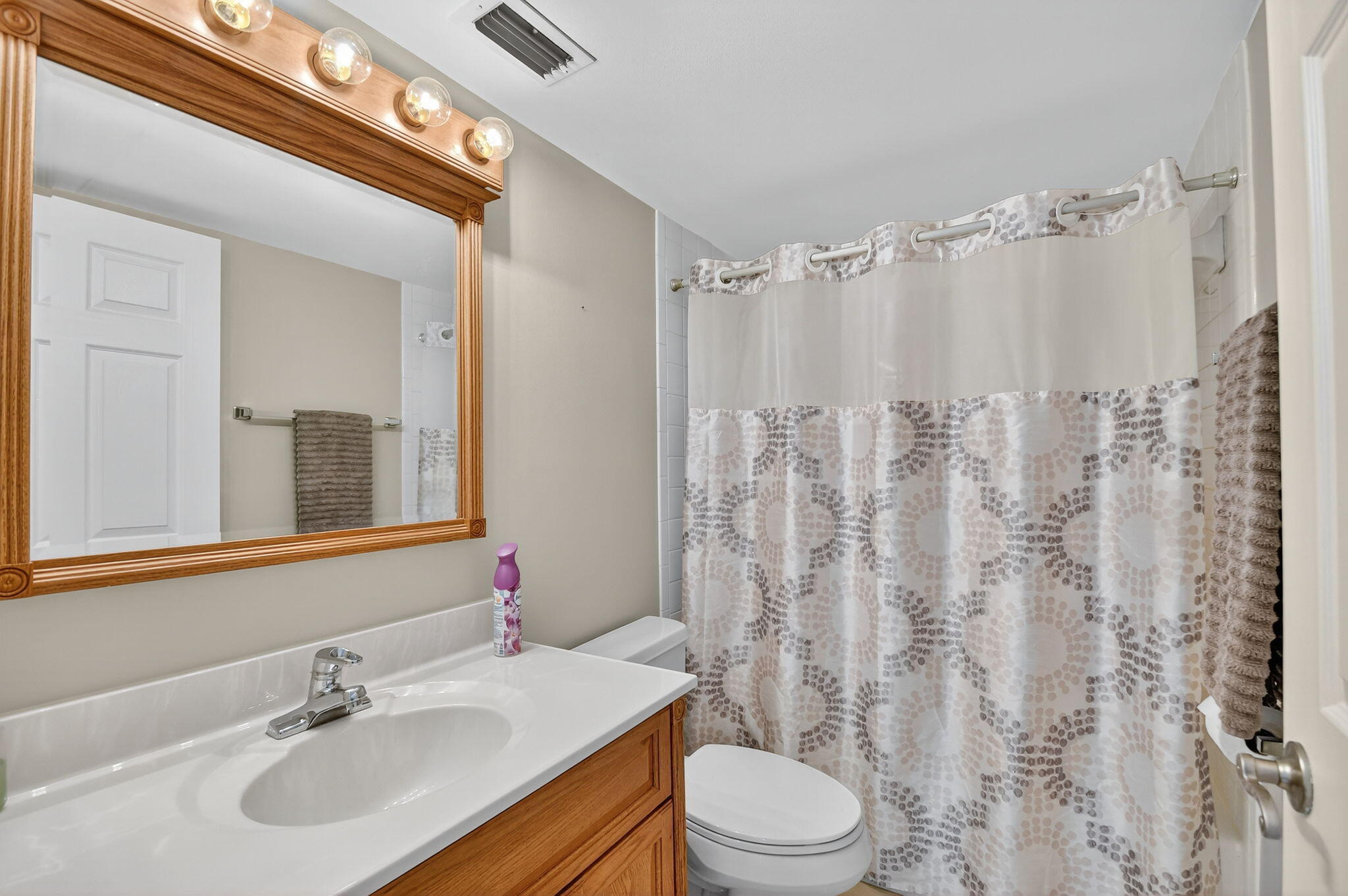 2424 North Federal Highway, Unit 207 Boynton Beach, FL 33435 - Photo 23 of 49 36-web-or-mls-056_DSC_8194