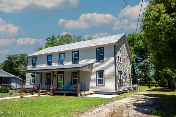 $339,999 | 509 East St Victor Street, Abbeville, LA 70510