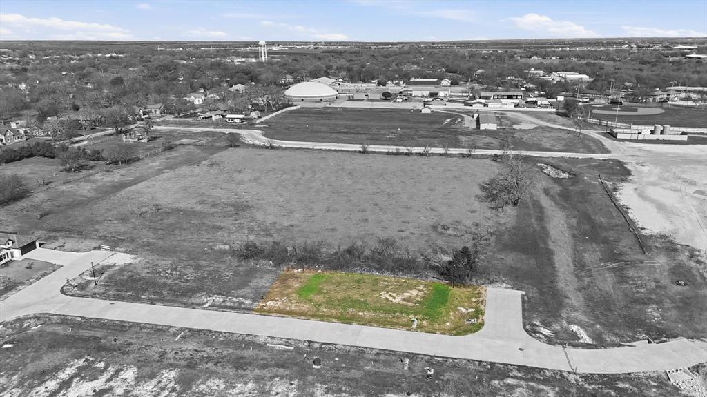 525 Tiber River Road Italy, TX 76651 - Photo 2 of 14 a view of a city