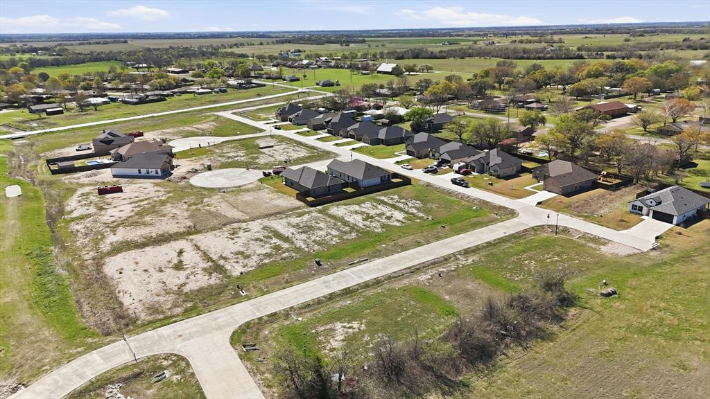 525 Tiber River Road Italy, TX 76651 - Photo 9 of 14 a view of a city