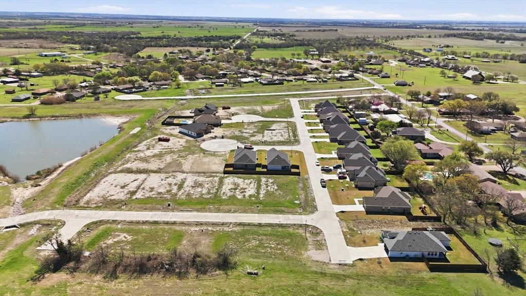 525 Tiber River Road Italy, TX 76651 - Photo 10 of 14 a view of a city with an ocean
