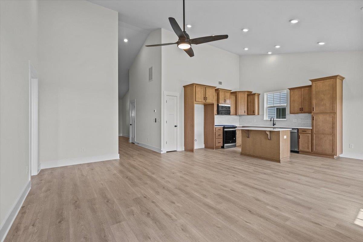 727 Rodin Road Moore, SC 29369 - Photo 8 of 26 Gallery Image 8