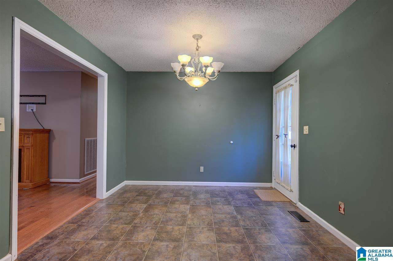 39 Beech Circle Warrior, AL 35180 - Photo 15 of 31