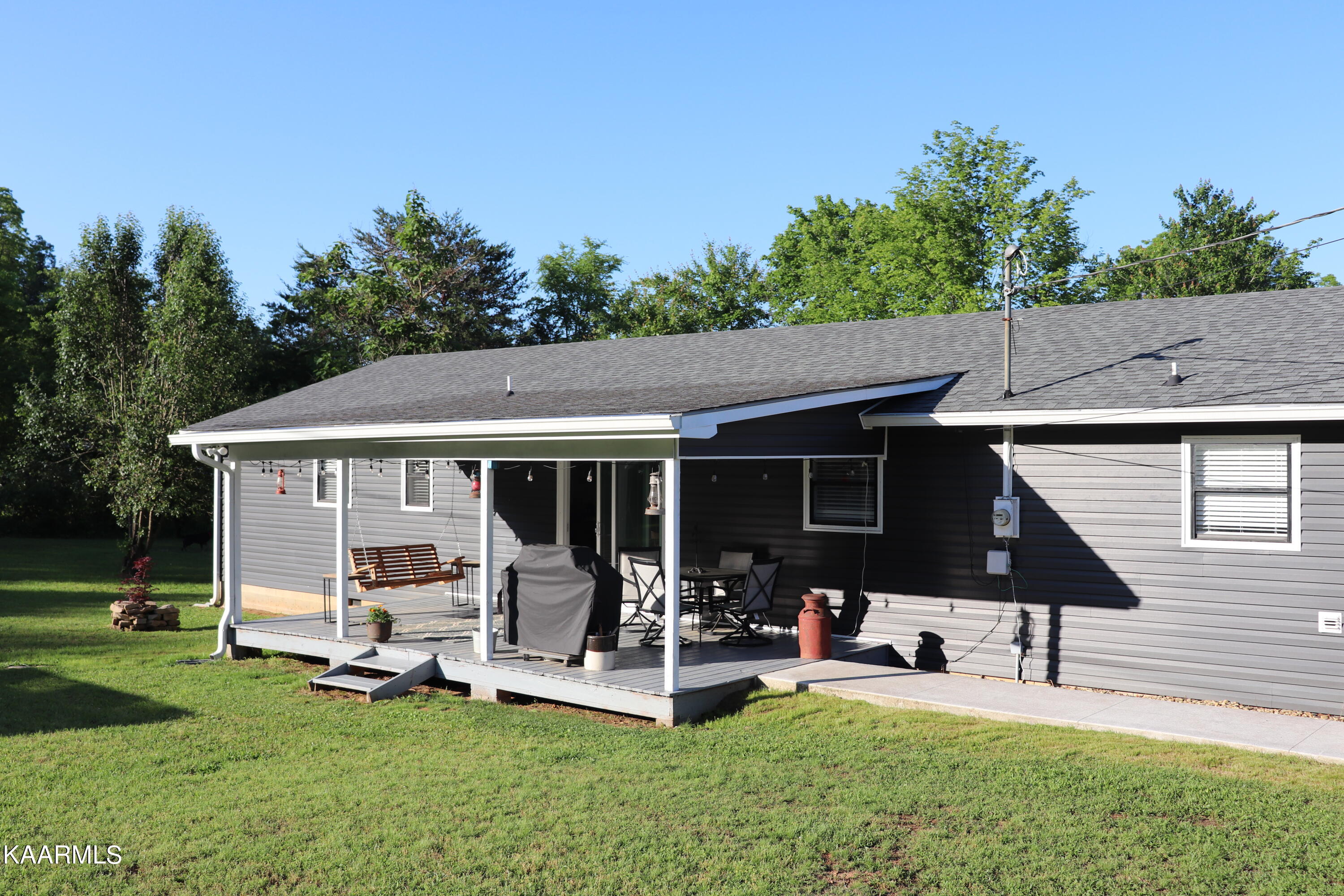 123 Cedar Lane Road Madisonville, TN 37354 - Photo 3 of 38 IMG_3002