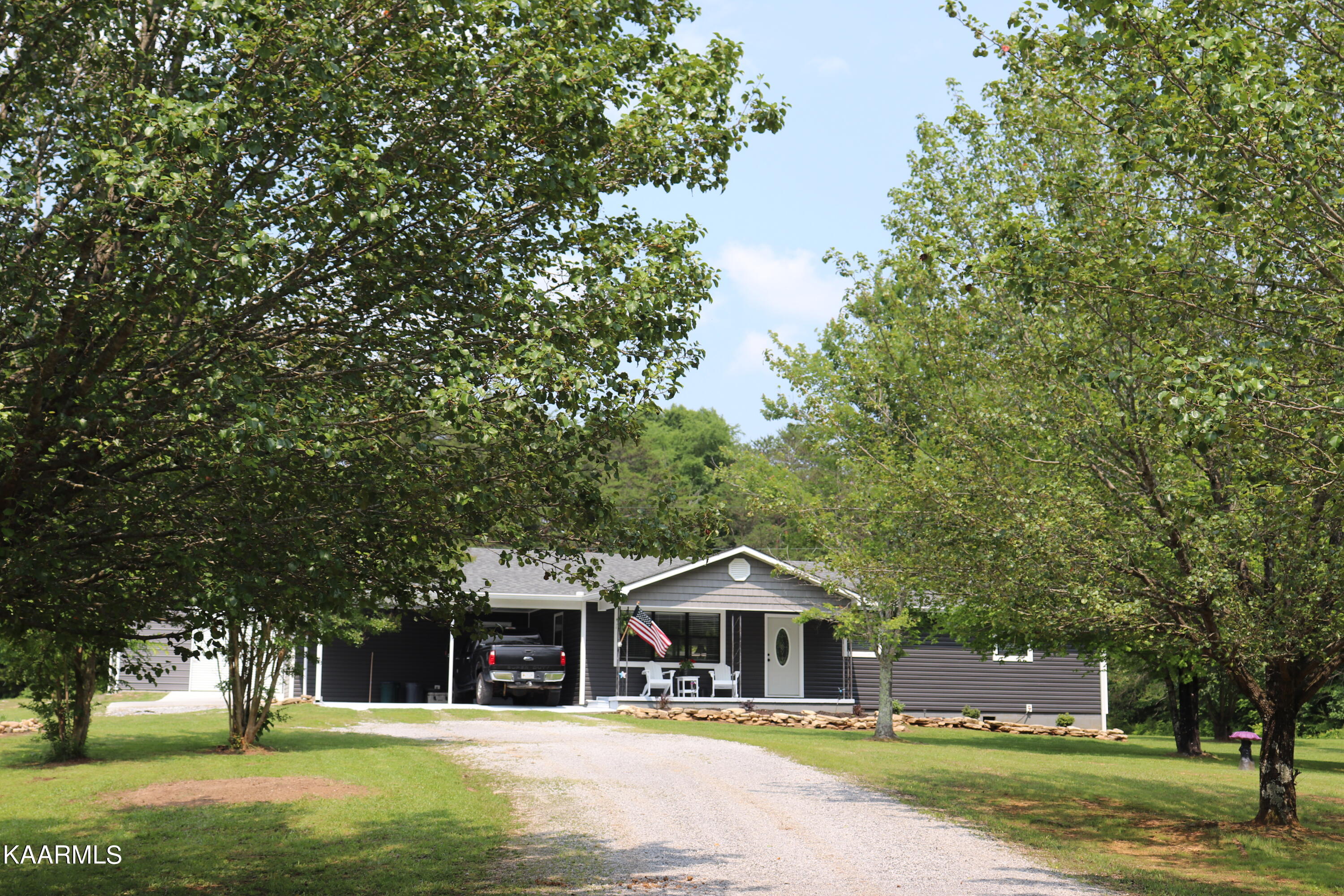 123 Cedar Lane Road Madisonville, TN 37354 - Photo 4 of 38 IMG_3039