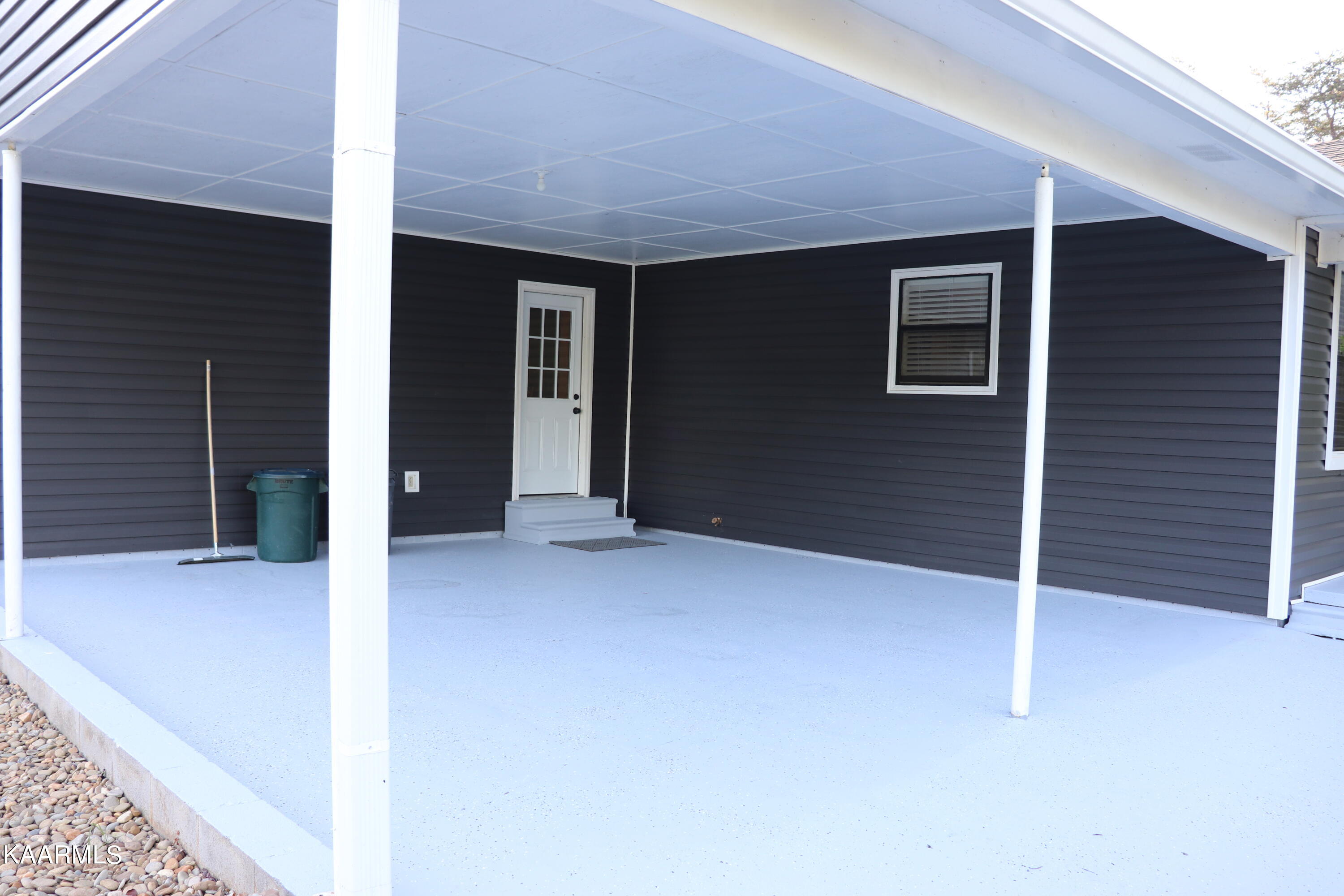 123 Cedar Lane Road Madisonville, TN 37354 - Photo 5 of 38 IMG_2993