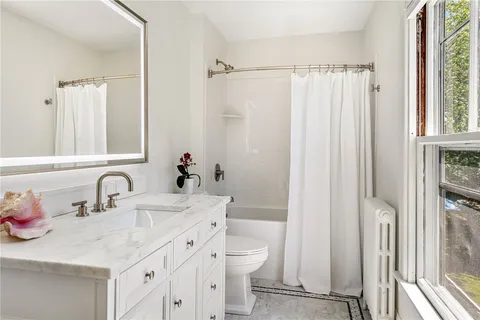 $2,725,000 | 84 Rodman Street, Narragansett, RI 02882