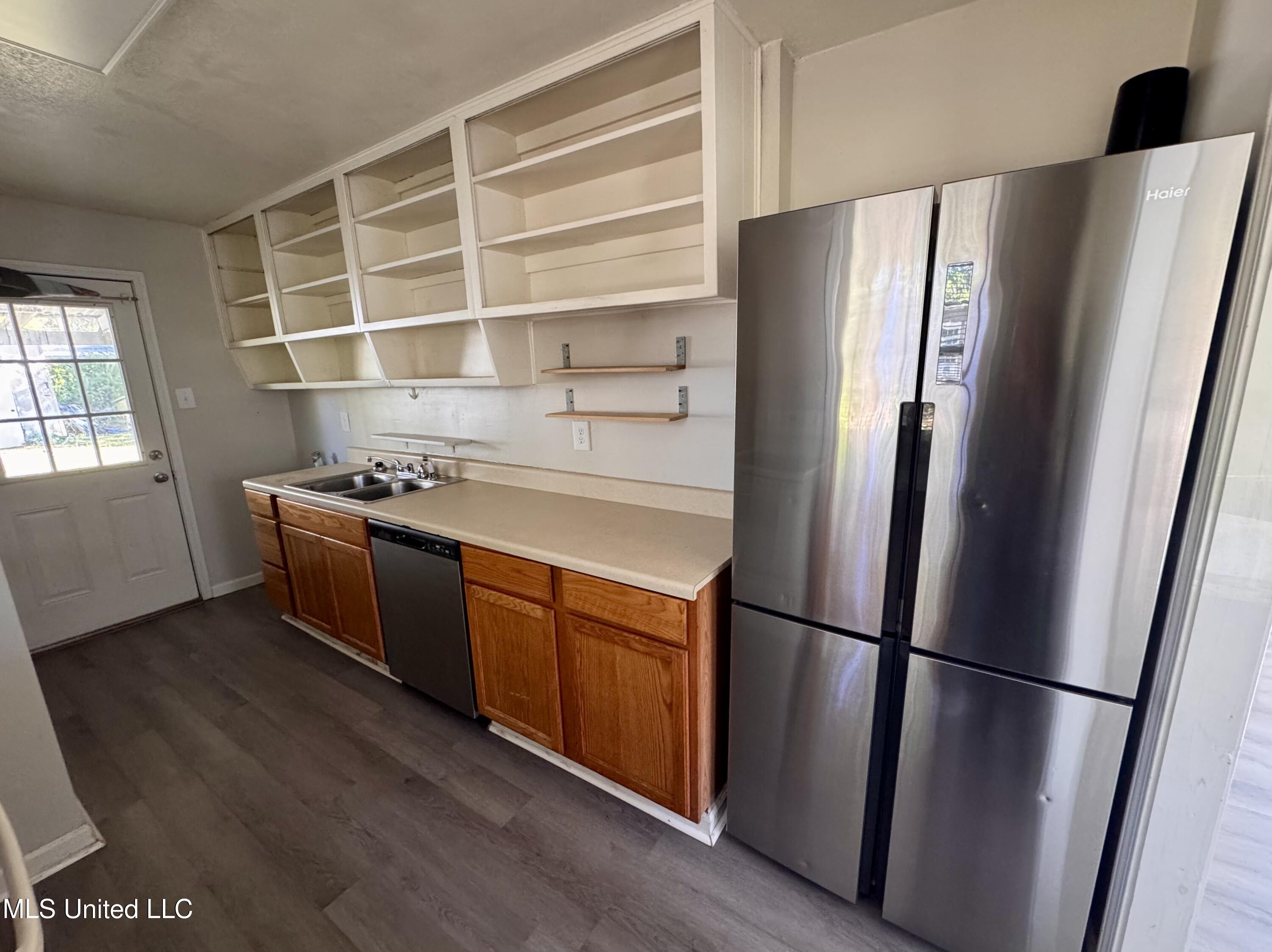 1202 13th Street Pascagoula, MS 39567 - Photo 11 of 23 IMG_8966