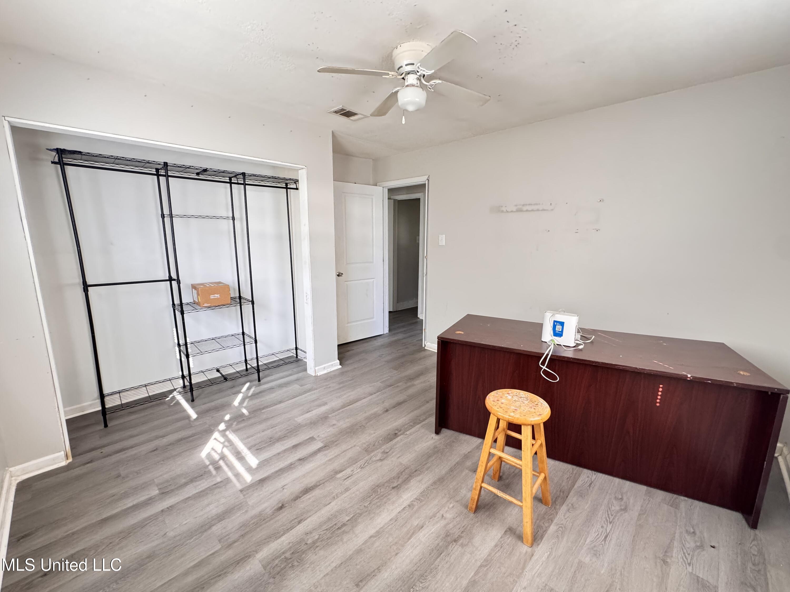 1202 13th Street Pascagoula, MS 39567 - Photo 22 of 23 IMG_8981