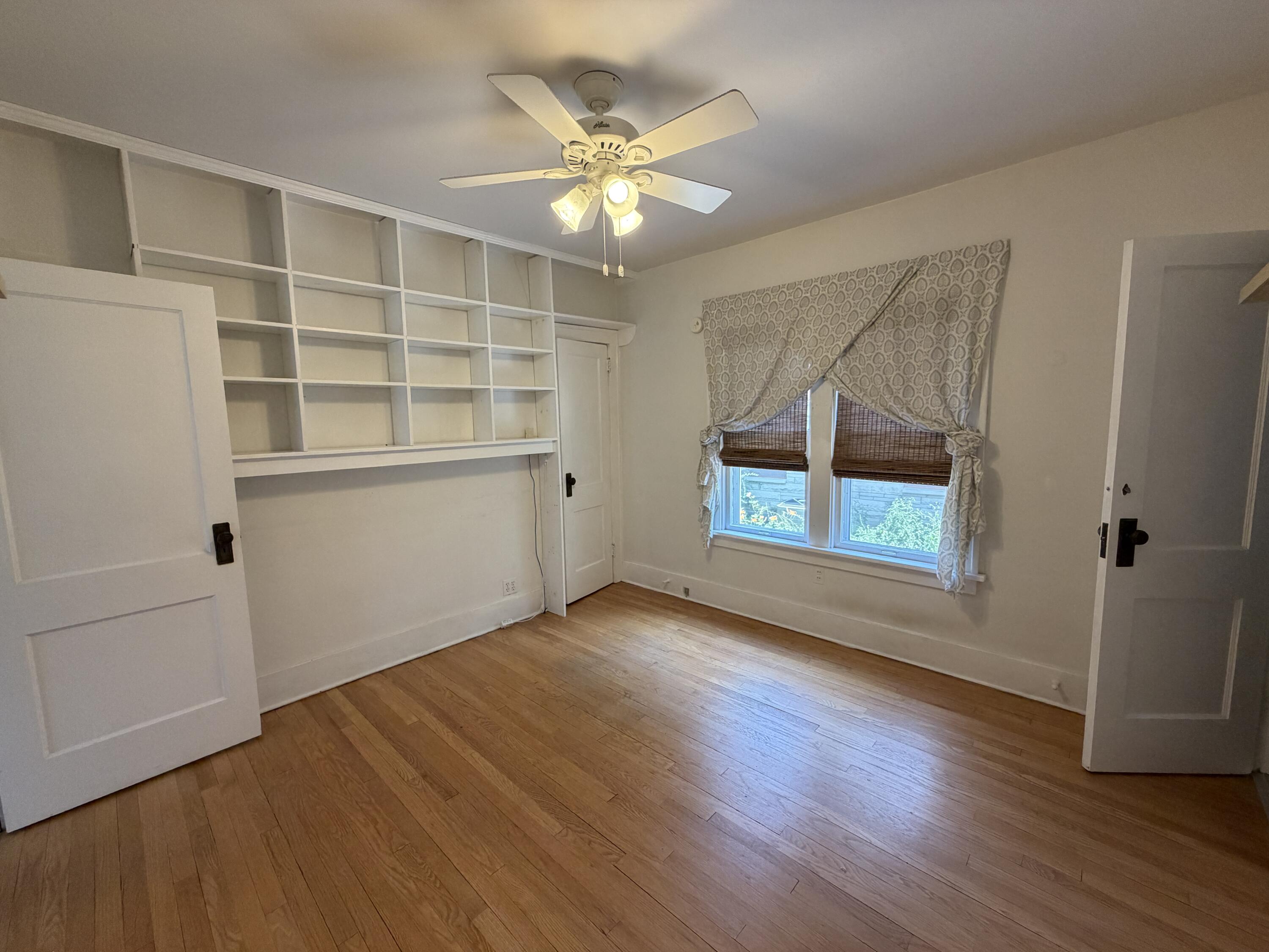 321 Inkster Avenue Kalamazoo, MI 49001 - Photo 22 of 48 Main Floor Bedroom