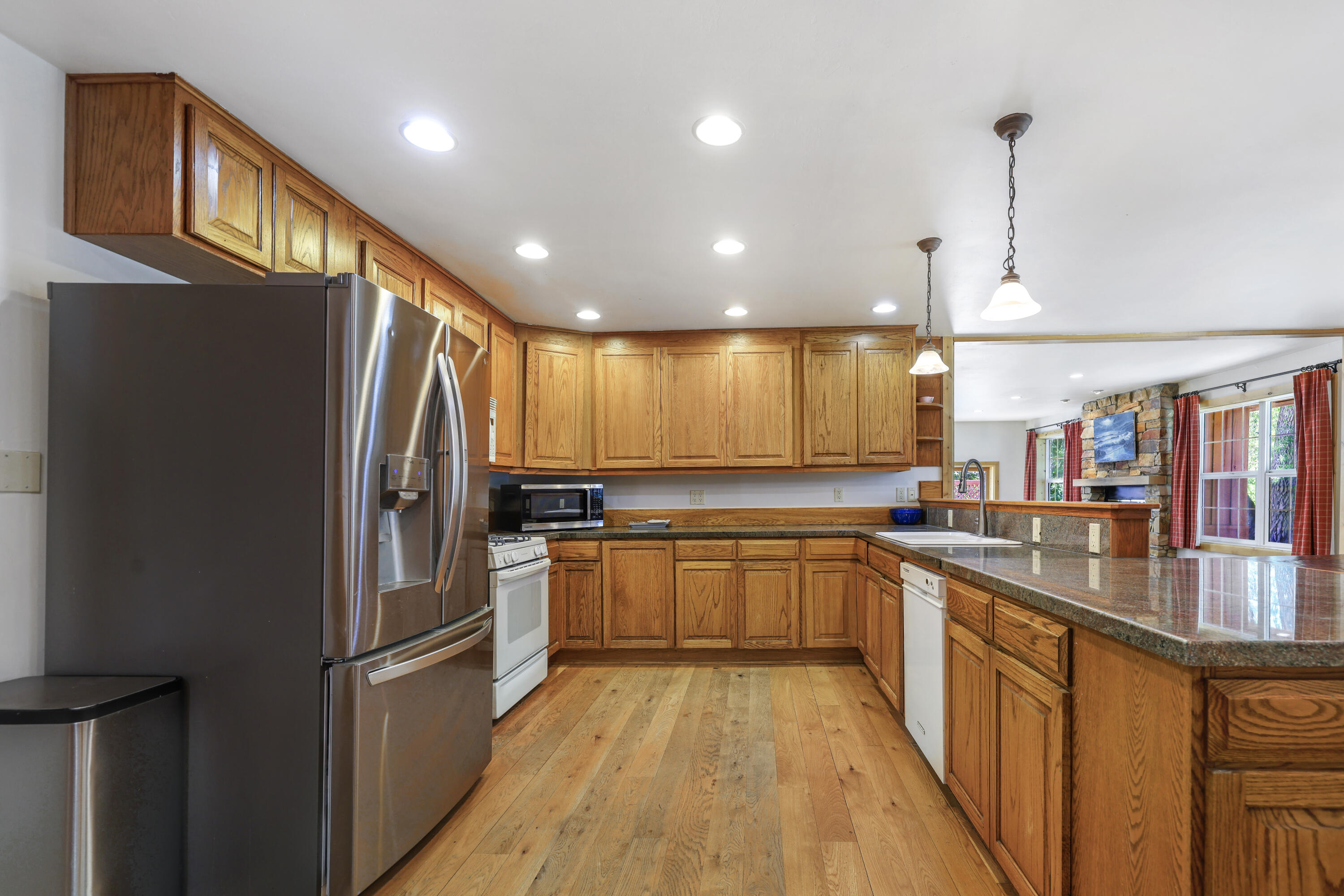 15 Lower Broadford Road Bellevue, ID 83313 - Photo 12 of 57 Kitchen