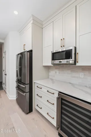 $814,900 | 25 Teakwood Drive, Clifton Park, NY 12065