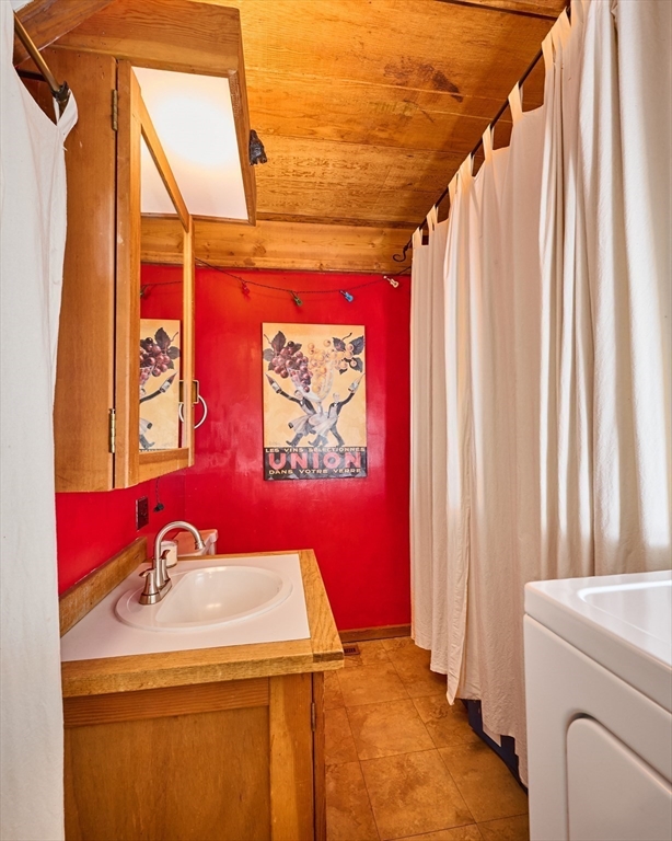 83 Crossbrook Avenue, Unit 83 Amherst, MA 01002 - Photo 9 of 30