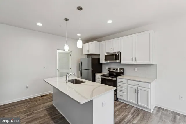 $494,998 | 219 Heron Circle, New Castle, DE 19720