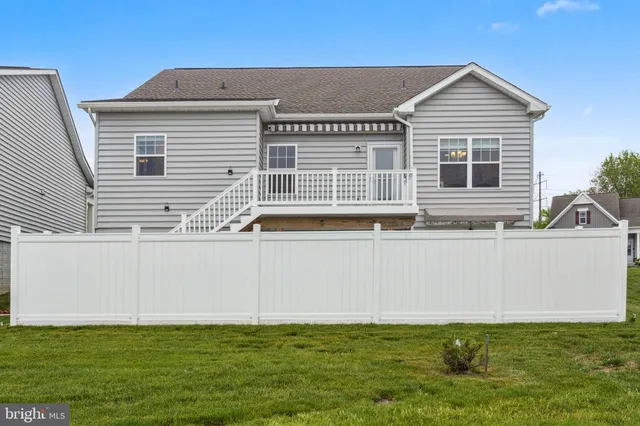 $494,998 | 219 Heron Circle, New Castle, DE 19720