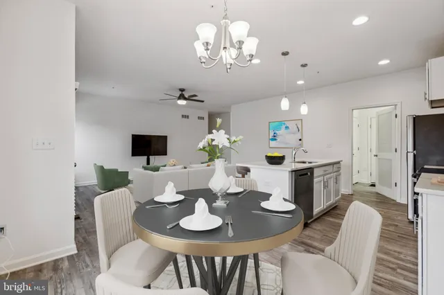 $494,998 | 219 Heron Circle, New Castle, DE 19720