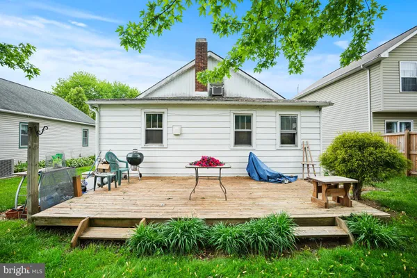 $325,000 | 519 Willow Avenue, Westminster, MD 21157