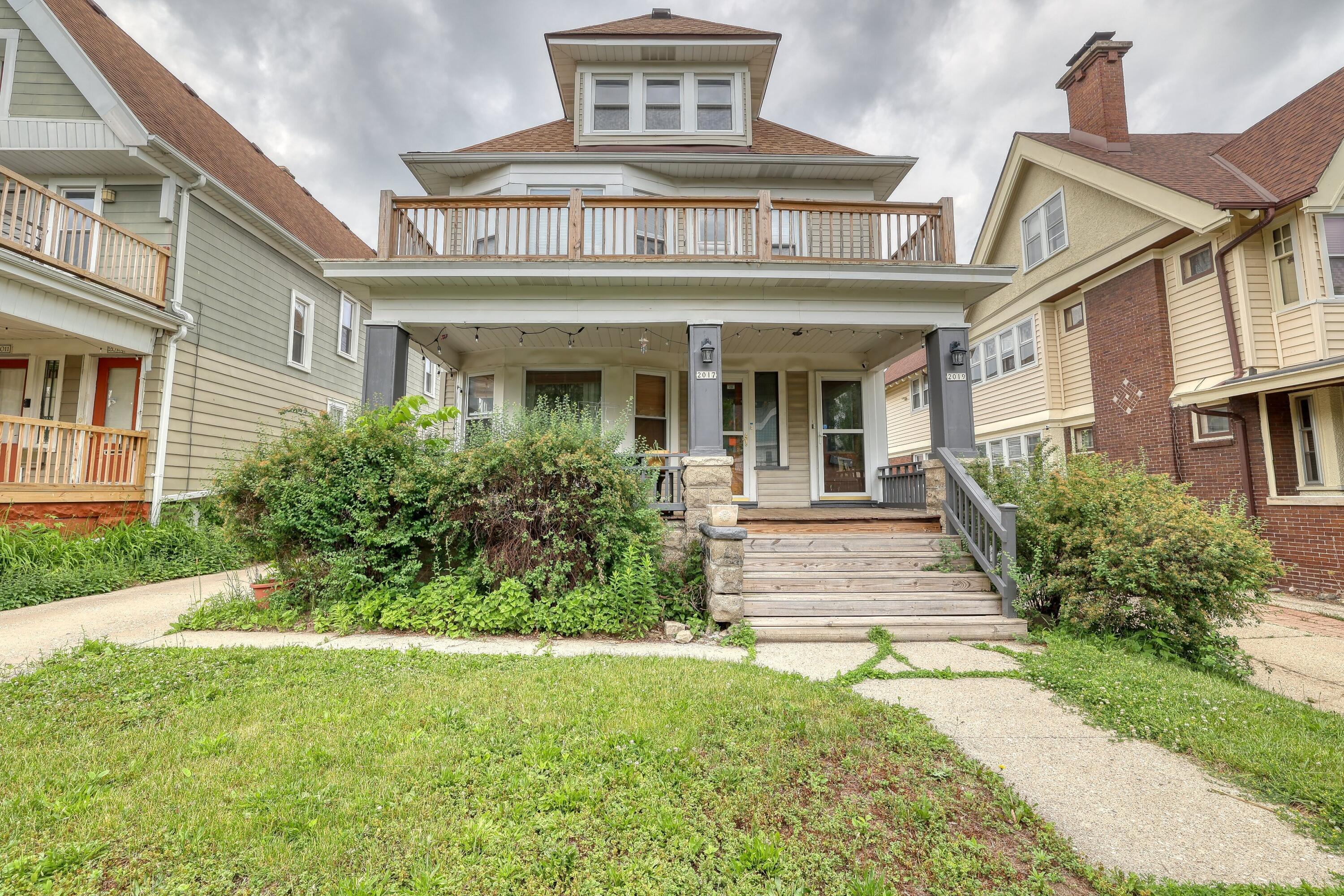 2017 North 48th Street, Unit 2019 Milwaukee, WI 53208 - Photo 1 of 36 Front of Home