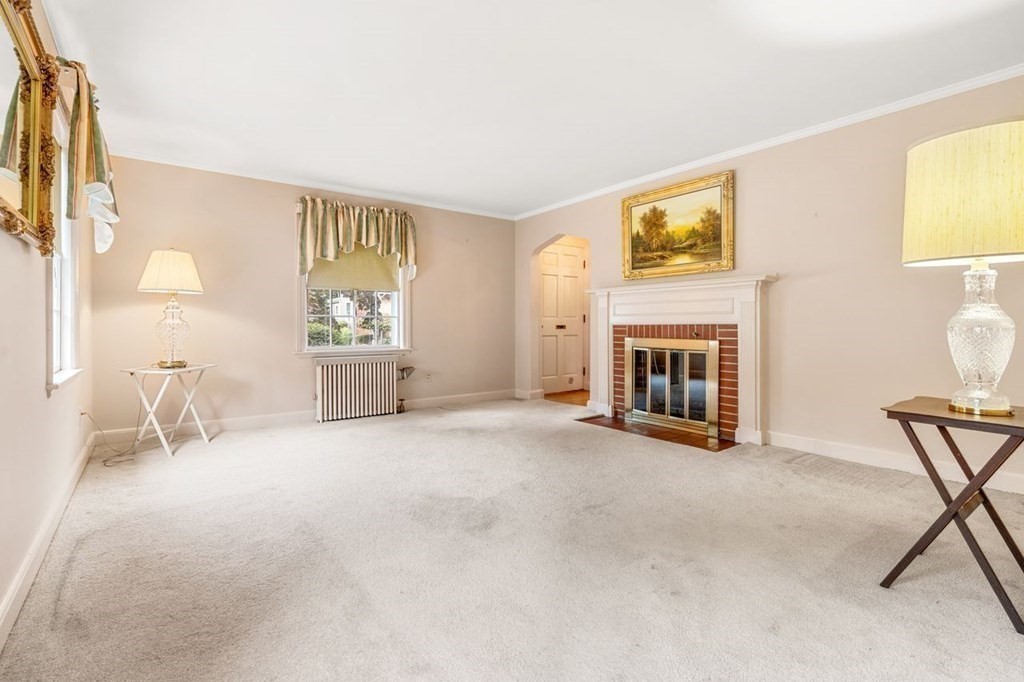 11 Brae Road Quincy, MA 02169 - Photo 6 of 27 Gallery Image 6