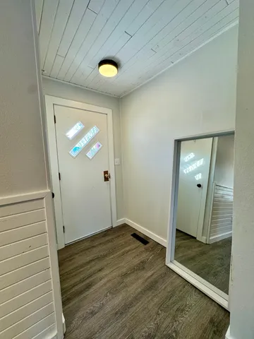 $155,000 | 409 Main Avenue North, Roseau, MN 56751