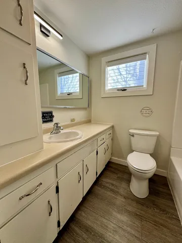 $155,000 | 409 Main Avenue North, Roseau, MN 56751