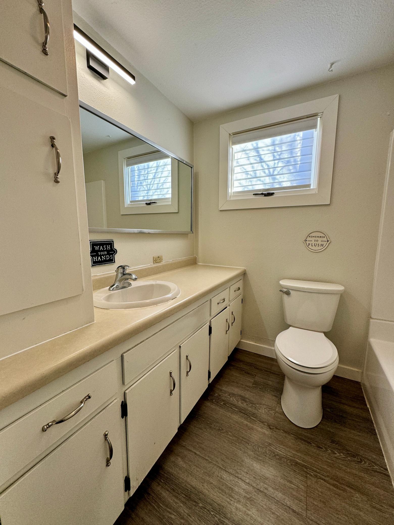 409 Main Avenue North Roseau, MN 56751 - Photo 14 of 22