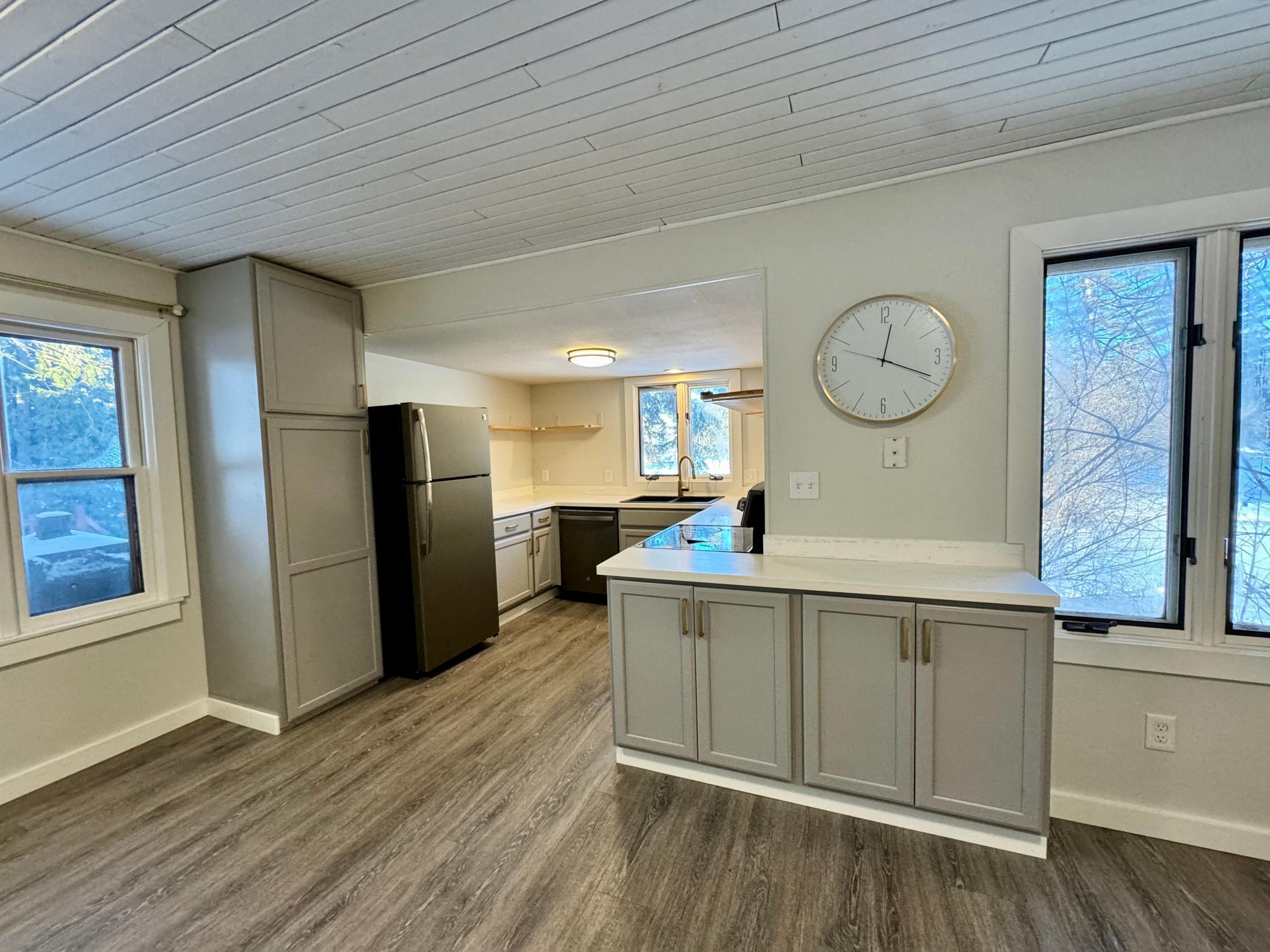 409 Main Avenue North Roseau, MN 56751 - Photo 9 of 22