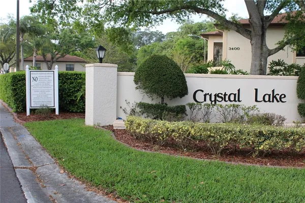 $1,800 | 3345 Crystal Court East, Unit E, Palm Harbor, FL 34685