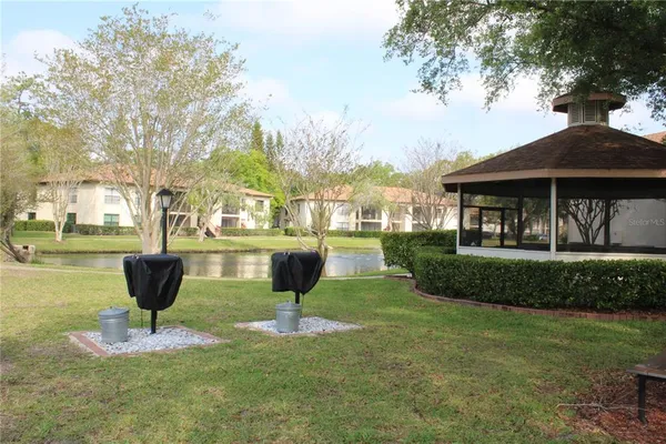 $1,800 | 3345 Crystal Court East, Unit E, Palm Harbor, FL 34685