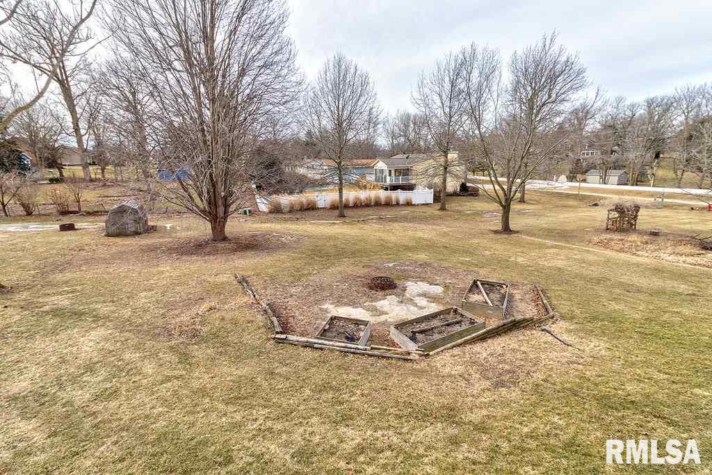 105 East Grove Road Long Grove, IA 52756 - Photo 21 of 23 Gallery Image 21