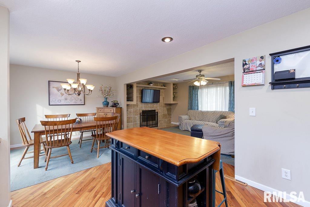 105 East Grove Road Long Grove, IA 52756 - Photo 6 of 23 Gallery Image 6