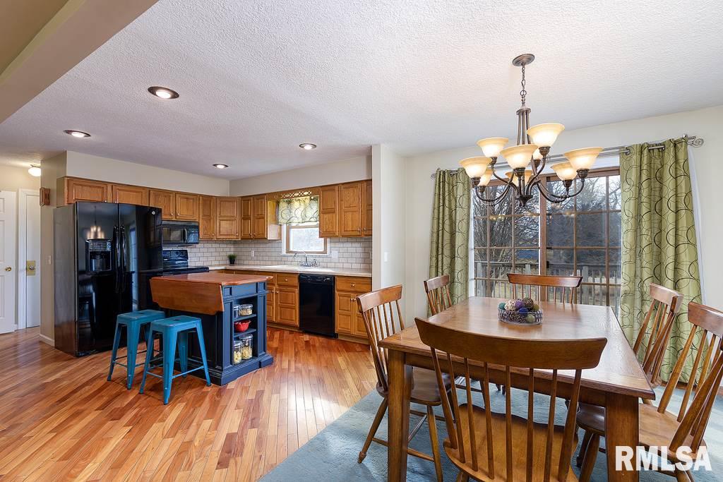 105 East Grove Road Long Grove, IA 52756 - Photo 10 of 23 Gallery Image 10