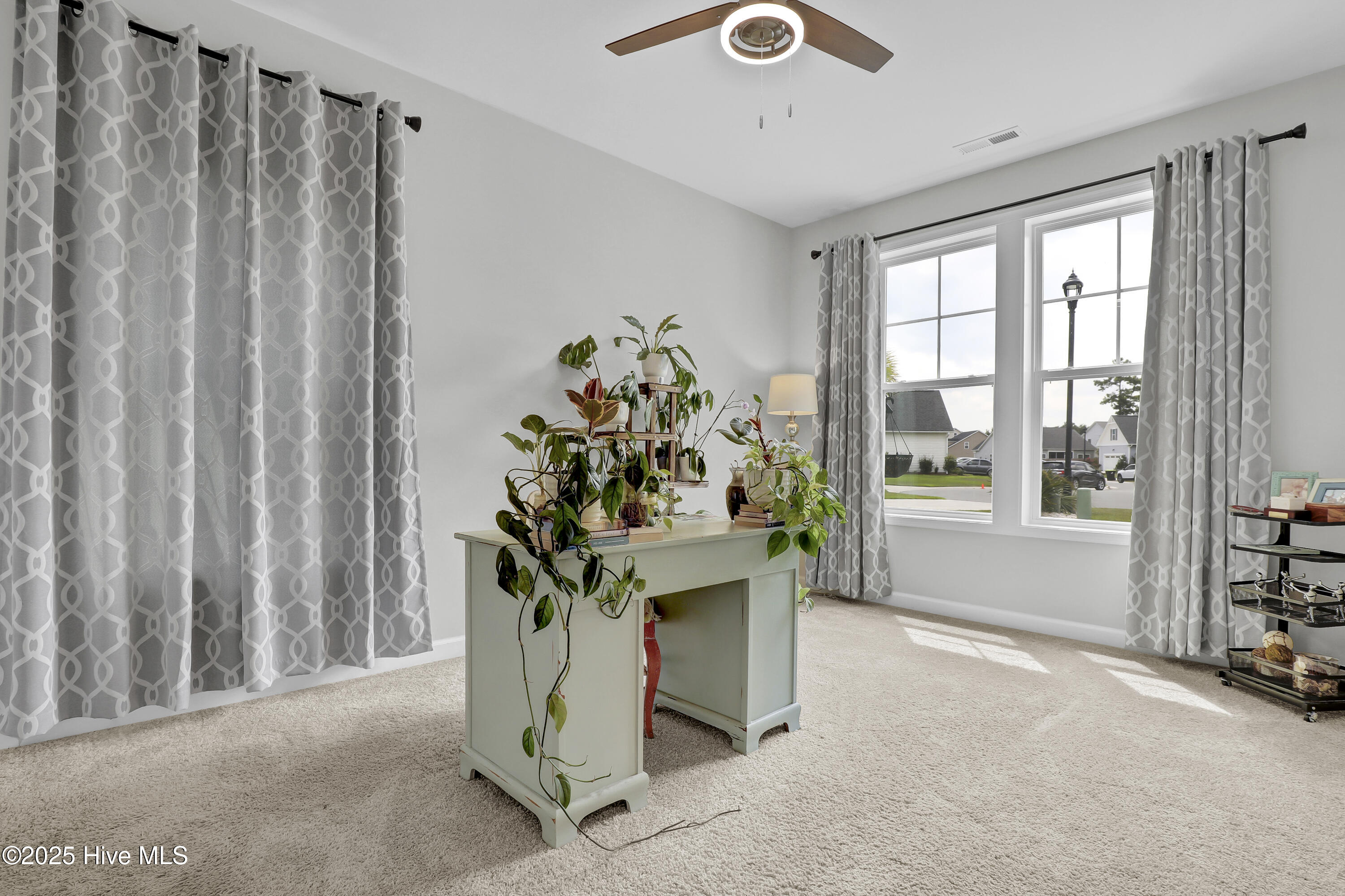 203 Violetear Ridge Hampstead, NC 28443 - Photo 12 of 38 6G8A2409