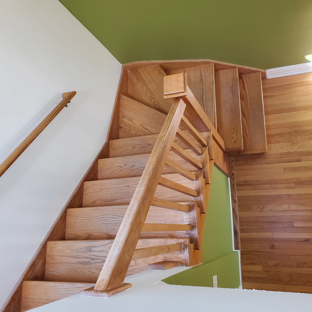 123 Northgate Road Riverside, IL 60546 - Photo 16 of 29 a view of entryway with wooden floor