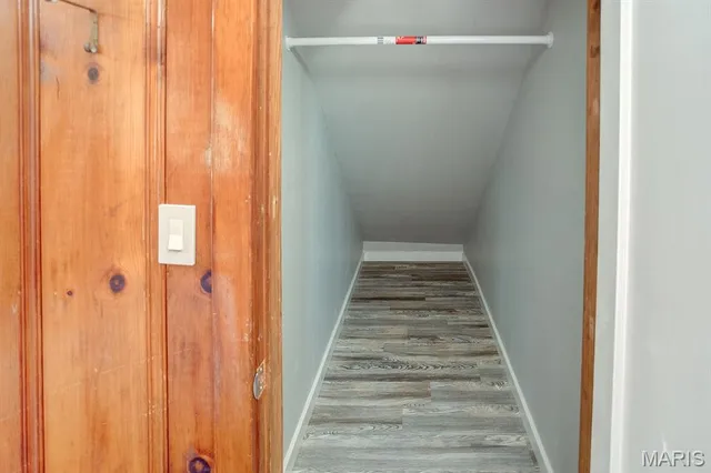 $184,900 | 2400 Alby Street, Alton, IL 62002