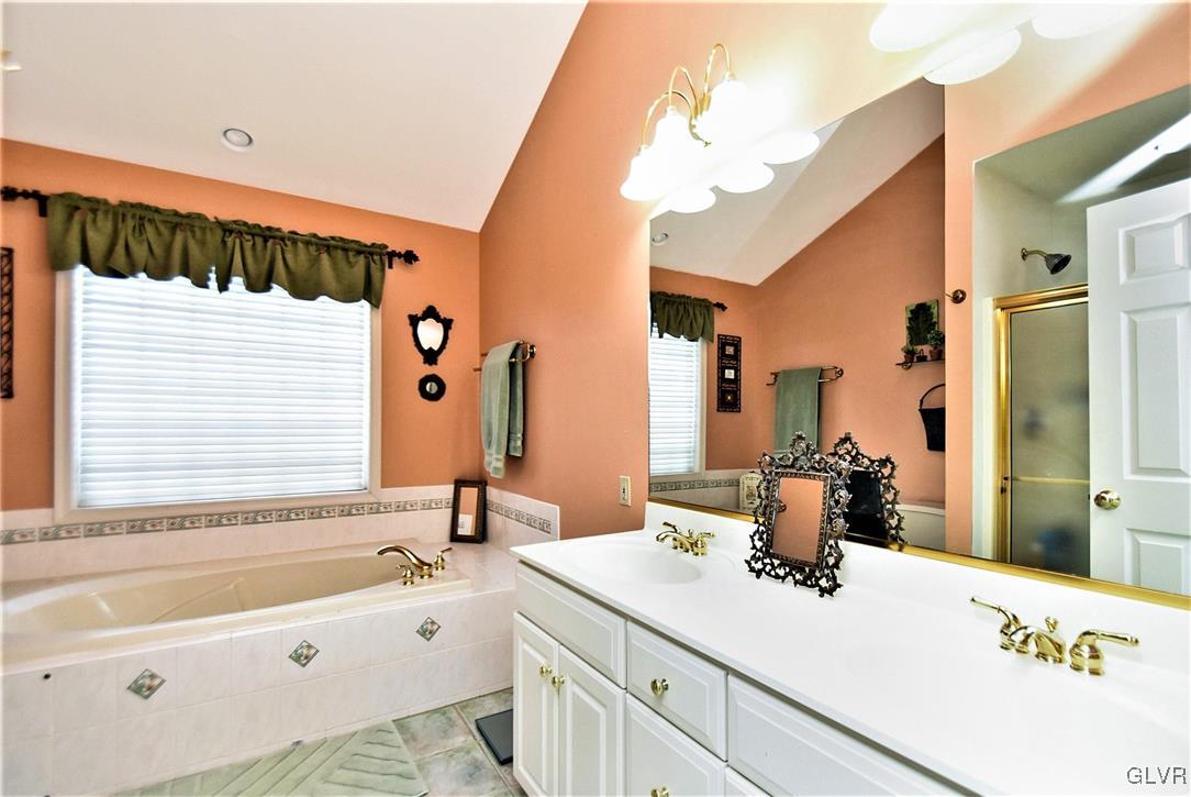 3200 Muirfield Road Center Valley, PA 18034 - Photo 23 of 44 Gallery Image 23