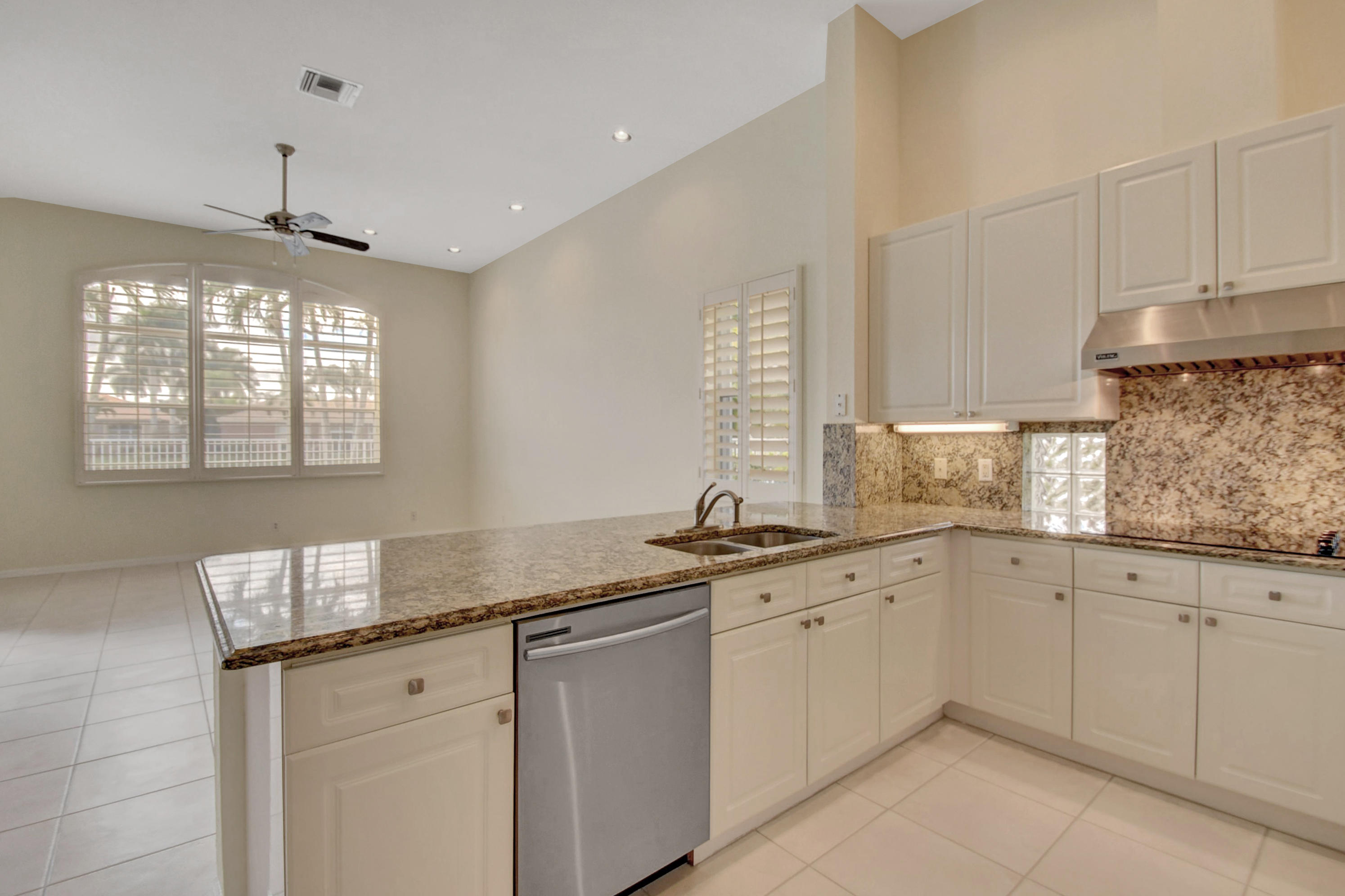 11198 Sea Grass Circle Boca Raton, FL 33498 - Photo 12 of 34 25_dsc_9739and4more