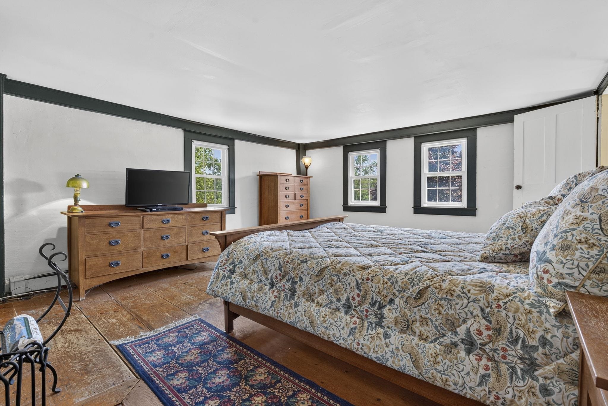 141 Kensington Road Hampton Falls, NH 03844 - Photo 17 of 34